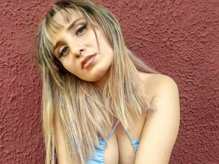 Profil de AriHill - Photo n°0