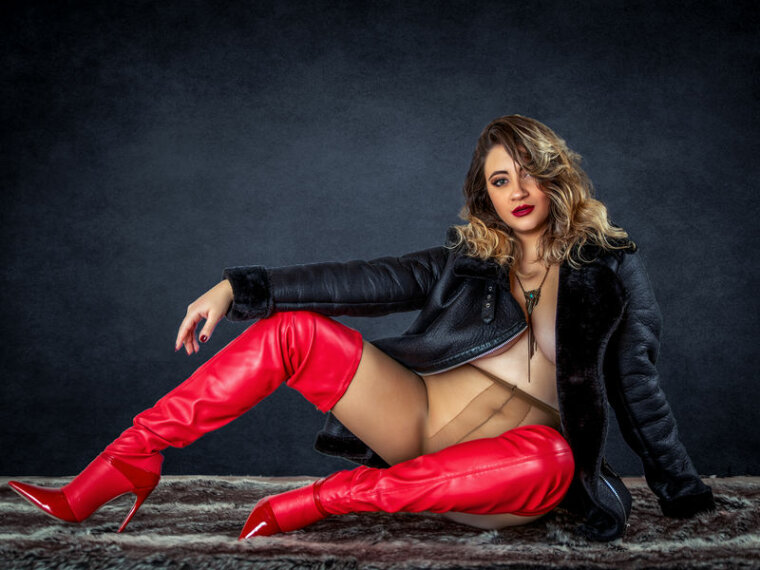 ArleenTheEmpress's profile - Image n°0
