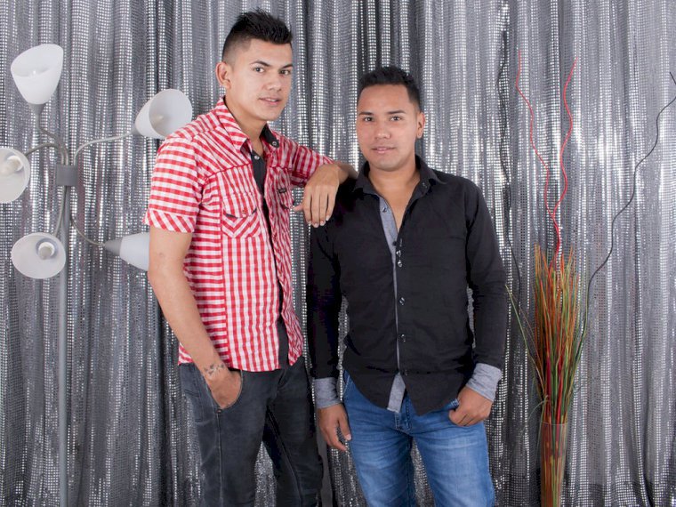 AronAndFranco's profile - Image n°0