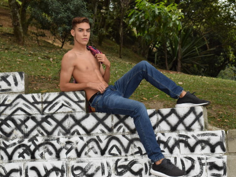 arondiesel's profile - Image n°1