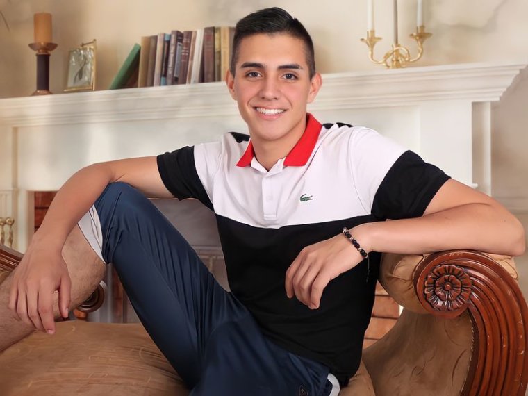 Profil de AronTonson - Photo n°0