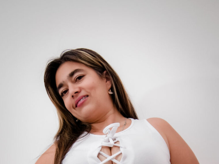 AshelyVega's profile - Image n°0