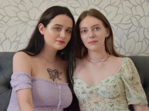 AshleyandMary's Sexcam