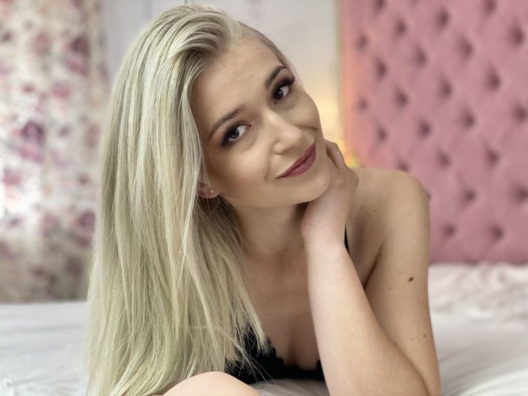 AshleyMcKinnons's profile - Image n°0