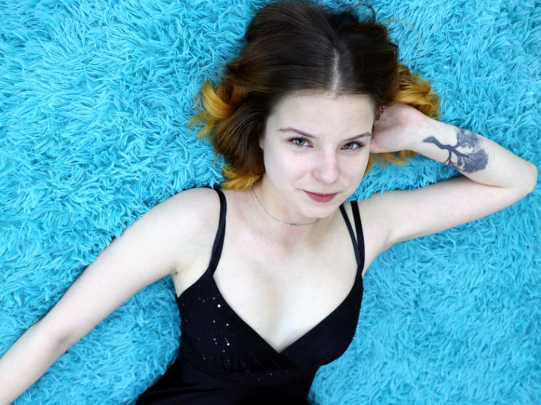 AshleyRyeh's profile - Image n°0