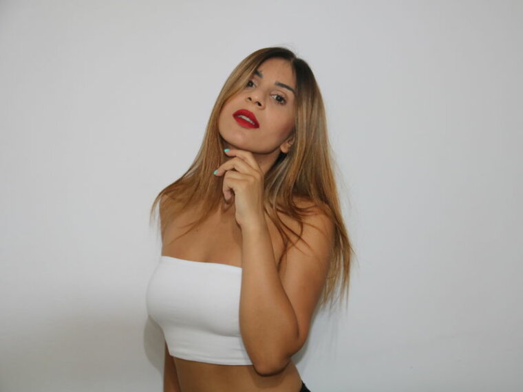 AshlynRayn's profile - Image n°0