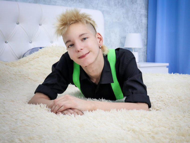 AshtonEvanes's profile - Image n°0