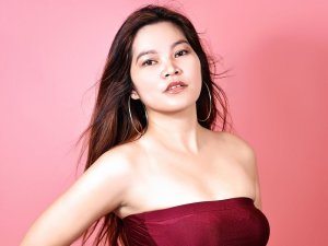 Asianhazellove's Sexcam
