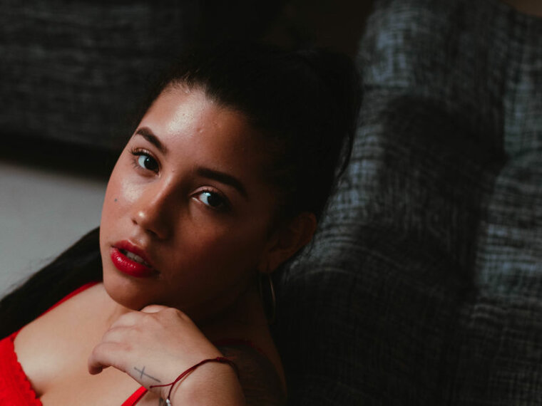 AteneaZambrano's profile - Image n°0