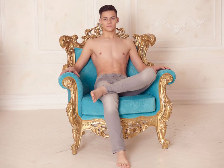 AvelGrin's profile - Image n°0