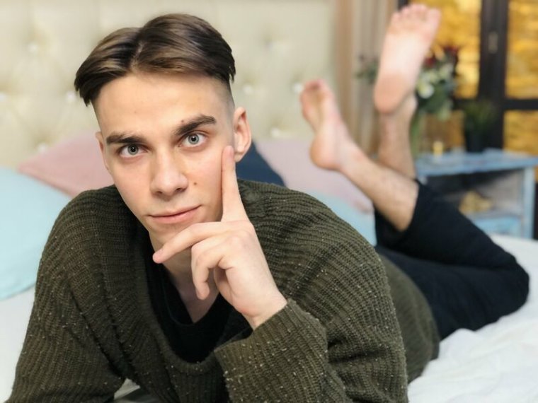 AxelYankovsky's profile - Image n°0