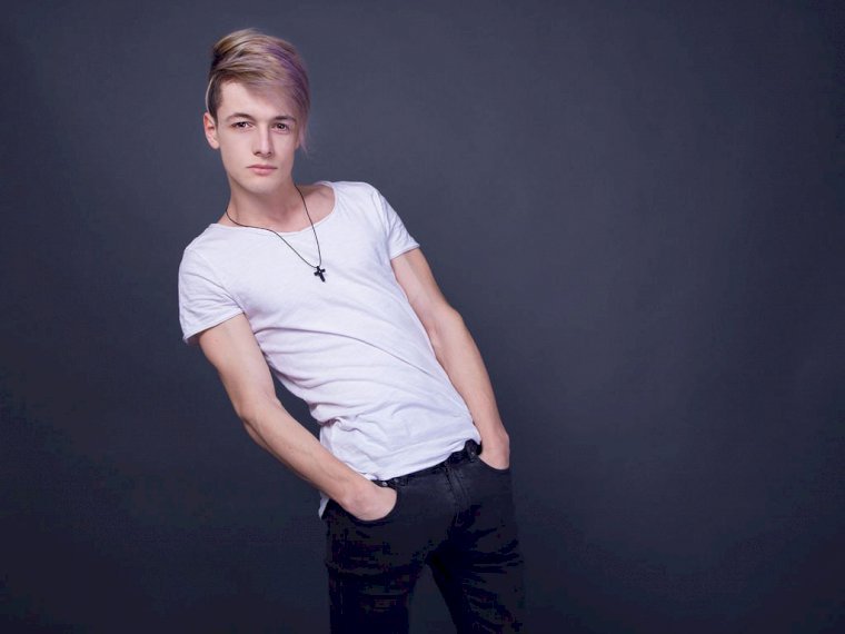 AxwellRyder's profile - Image n°1