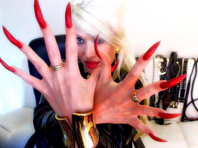 AlfaFemale' profilo - Immagine n°65