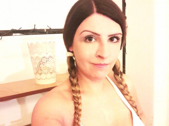 AngelicAlpha's profile - Image n°4