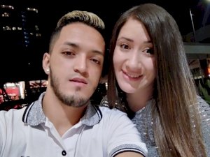 Abrilymarcos's Sexcam