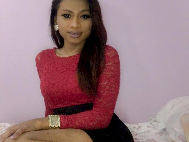 AsianLoraine's profile - Image n°0