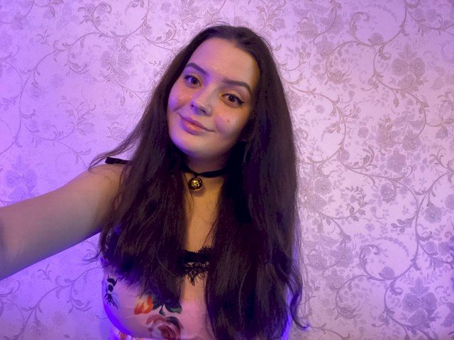 Alisia's profile - Image n°0