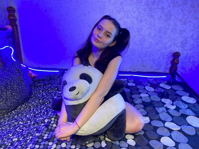 Alisia's profile - Image n°3