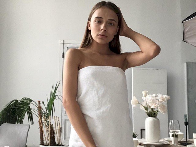 Perfil con AngelinaLee - Imagen  n°6