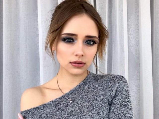 AngelinaLee's profile - Image n°3