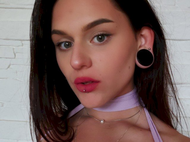 AleshaFlirt's profile - Image n°0