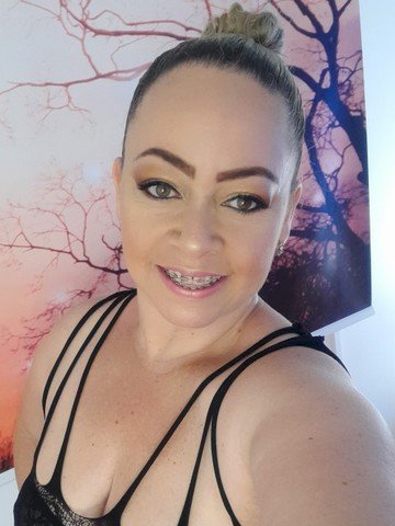 AshlieAdams's profile - Image n°1