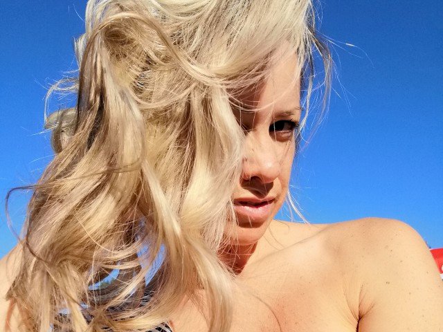 AsteyaLove's profile - Image n°2