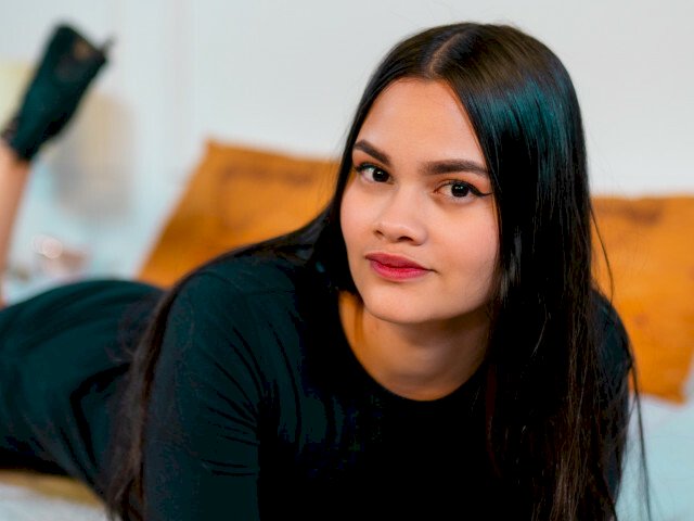 AbbyCline's profile - Image n°1
