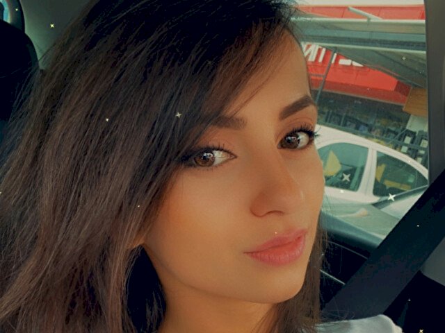 AnaBrenda's profile - Image n°1