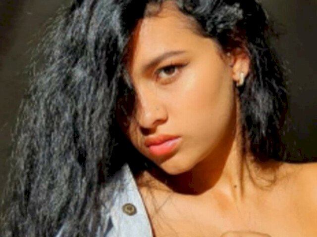 AngieWalker's profile - Image n°0
