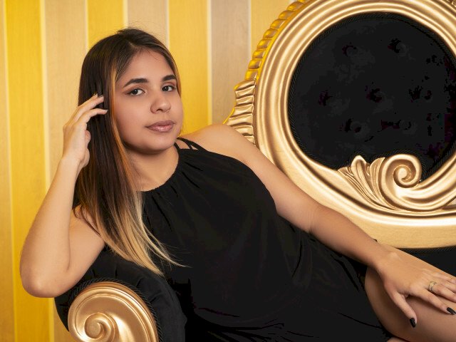 AlexyMay's profile - Image n°2