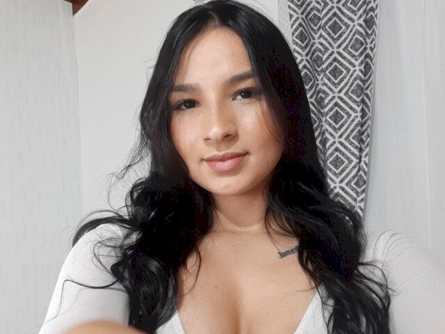 AlisonRose's profile - Image n°0