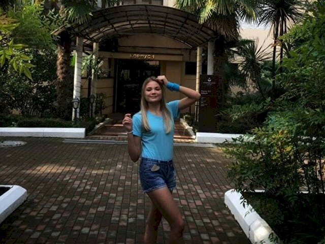 Adelinka's profile - Image n°2