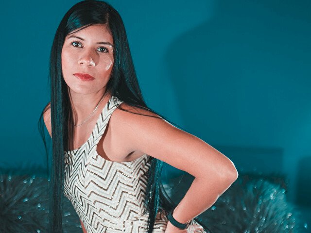 AbrilDiaz's profile - Image n°3