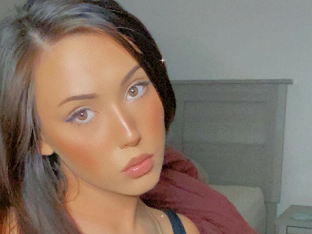Ariapetrova's profile - Image n°0