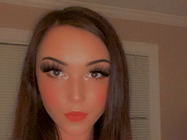 Ariapetrova's profile - Image n°1
