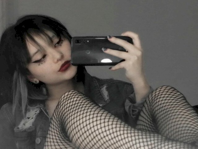 Annymoon's profile - Image n°0