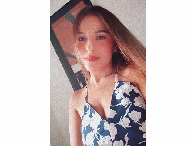 AlysonJones's profile - Image n°2