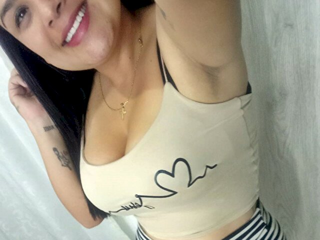 AngelaPolan's profile - Image n°1