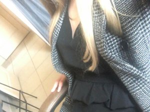 AnnaPleasure's Sexcam
