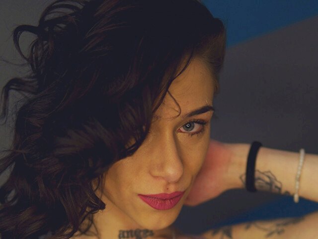 Profil de AngelElise - Photo n°1