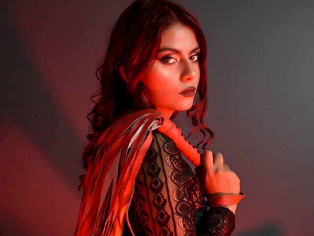 AlondraSmith's profile - Image n°4