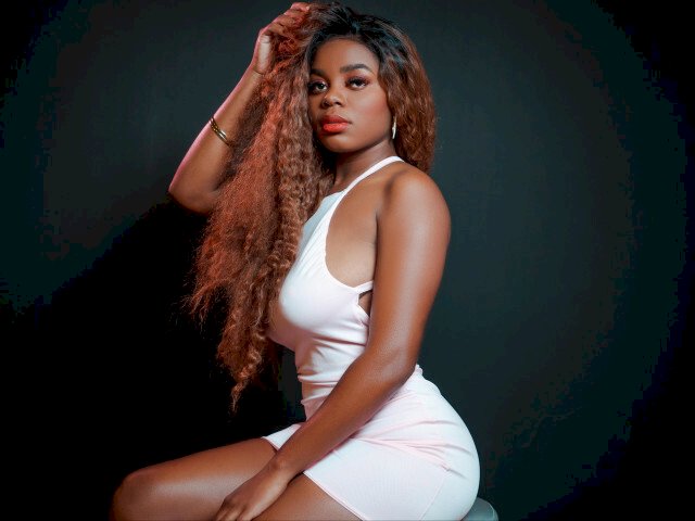 AshantiWest's profile - Image n°0