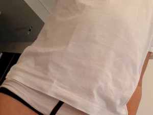 APOLOGINGER's Sexcam