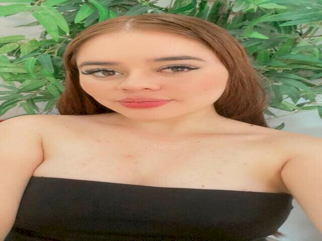 allisoncruz1's profile - Image n°1