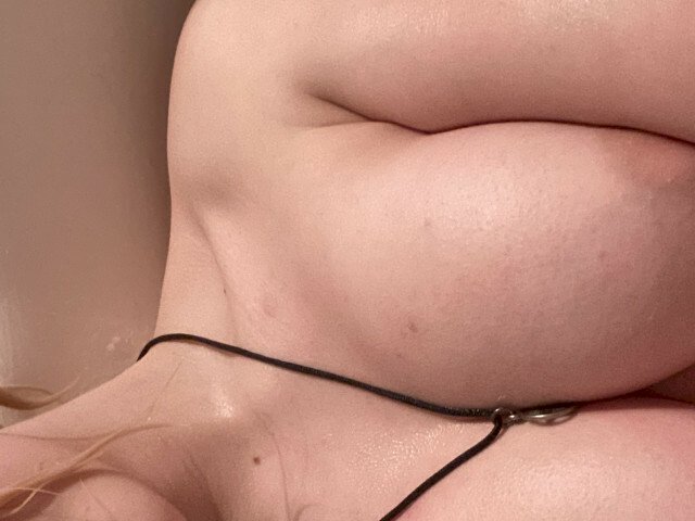 AngelD's profile - Image n°1