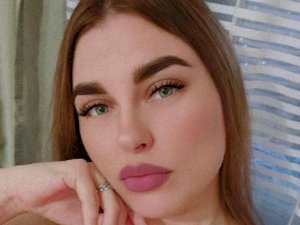 AdorableMona's Sexcam