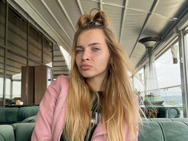AnitaSweet's profile - Image n°3