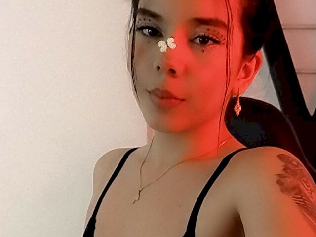 Perfil con Amarantha - Imagen  n°14