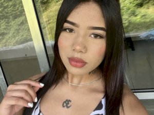 Alicejonees's Sexcam